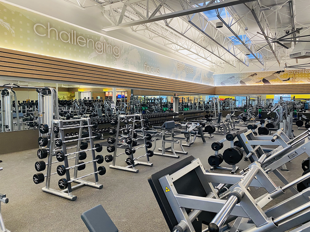 A variety of fitness facilities available at LA Fitness