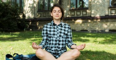 Why Meditation Can Be Difficult and How to Overcome It