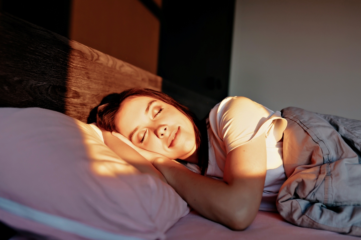 Tips on how to sleep better at night by improving your sleep environment